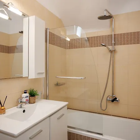 Villa Iremia Astrakeri