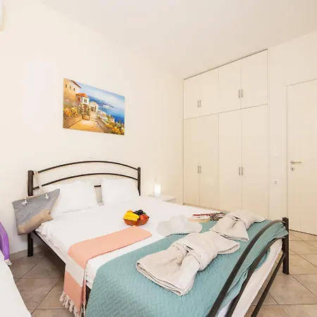 Iremia Villa Astrakeri