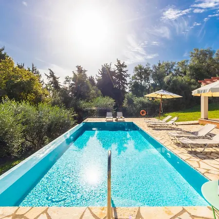 Iremia Αστρακερή